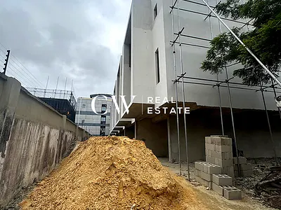 4 Bedroom Terraced Duplex — Lekki Phase 1, Lekki, Lagos