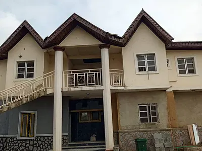 Clean 3 Bedroom Apartment — Utako, Abuja