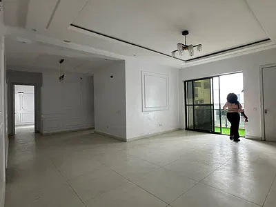Serviced 3 Bedrooms Apartment with BQ and Swimming Pool — Ologolo, Lekki, Lagos