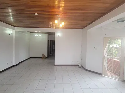 Spacious 1 Bedroom Apartment (Mini-Flat) — Old Ikoyi, Ikoyi, Lagos