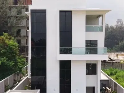 Luxury & Spacious 5-Bedroom Fully Detached Duplex with a BQ & Pool — Ikoyi, Lagos