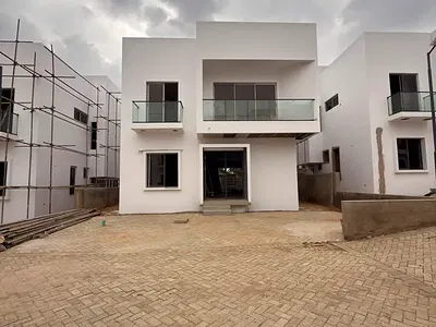 Luxury Built 4 Bedroom Detached Duplex with BQ. — Old Bodija, Ibadan, Oyo