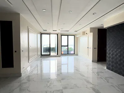 Luxury 3 Bedroom Apartment + Elevator, Pool — Ikoyi, Lagos