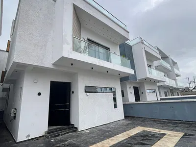 5 Bedroom Detached Duplex — Osapa, Lekki, Lagos