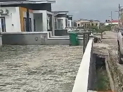 Fully Furnished Spacious 3 Bedrooms Detached Bungalow with Boyz Quarte — Ibeju Lekki, Lagos