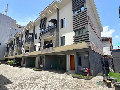 Luxury 4 Bedrooms Terrace Duplex with Swimming Pool and BQ — Lekki Phase 1, Lekki, Lagos