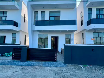 Astonishing 4-Bedroom Duplex with Swimming Pool and BQ — Ajah, Lagos