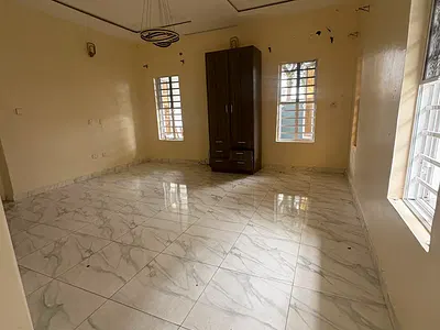 Front Access Room Selfcontain in a Shared Apartment — Lekki Conservation Court 2, Lekki, Lagos