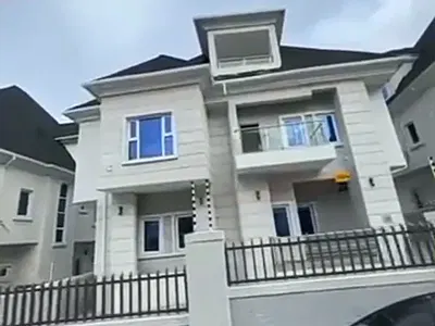 5 Bedroom Fully Detached Duplex — Guzape District, Abuja