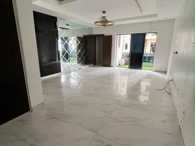 Gorgeous 3 Bedroom Apartment with Fitted Kitchen — Lekki, Lagos