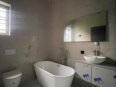 Contemporary 5 Bedroom Fully Detached Duplex — Lekki, Lagos