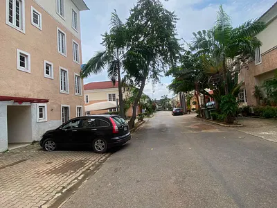 3 Bedroom Terraced Duplex, Serviced — Asokoro District, Abuja