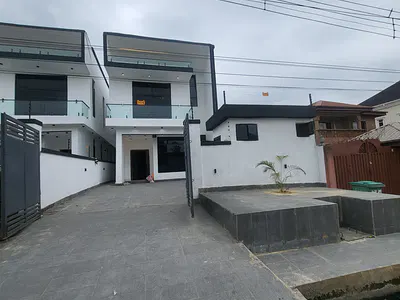 Multi Purpose Built 5 Bedroom Detach Duplex, Pool, BQ — Lekki, Lagos