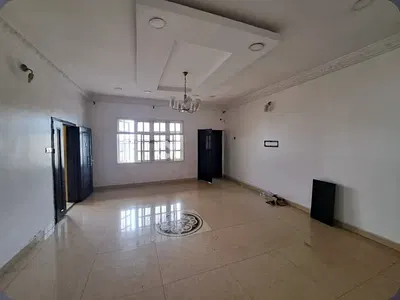 Spacious 3 Bedroom Apartment (Upstairs and Rooms Ensuite) — Lekki, Lagos