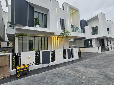 Luxurious 5-Bedrooms Fully Detached Duplex with BQ — Lekki, Lagos