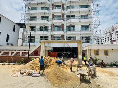 *luxury One Bedroom Apartment Available — Lekki, Lagos