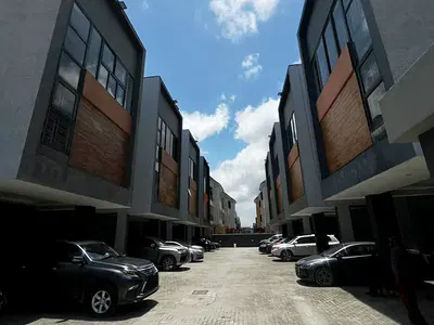 4 Bedroom Terraced Duplex with BQ — Lekki, Lagos