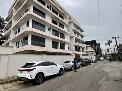 Exquisitely Built 4 Bedroom Maisonnette with BQ, Pool, K9 Gym and Eleva — Shonibare Estate Maryland Lagos, Maryland, Lagos
