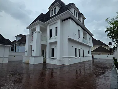 Tastefully Finished 6 Bedroom Detached Duplex with Swimming Pool — Efab Metropolis Estate, Karsana, Abuja
