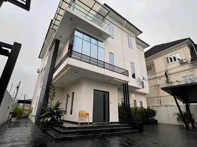 5 Bedroom Automated Triplex Penthouse — GRA Phase 3, Port Harcourt, Rivers