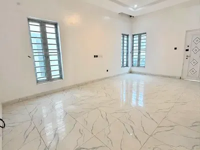 Spacious Master Bedroom Studio Apartment — Orchid Road, Before the Roundabout, Lekki, Lagos