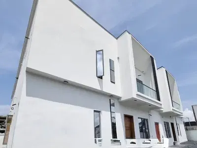 Beautiful Spacious Luxury 2 Bedrooms Apartment — Orchid Road After Roundabout, Lekki Phase 2, Lekki, Lagos
