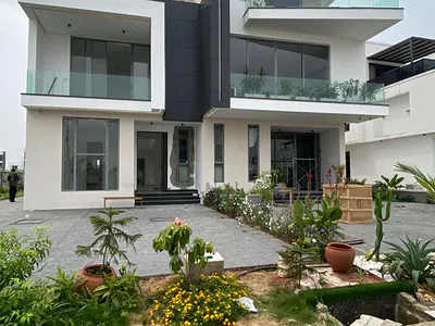 Spacious 5 Bedroom Semi Detached Duplex with a Pool, BQ — Lekki, Lagos