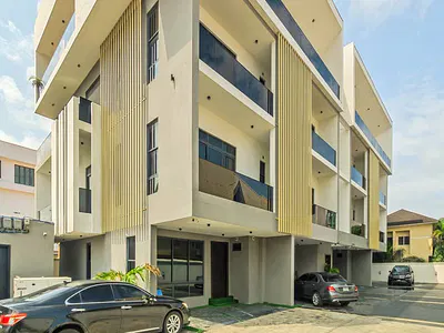 Fully Furnished 3 Bedroom Penthouse — Lekki, Lagos