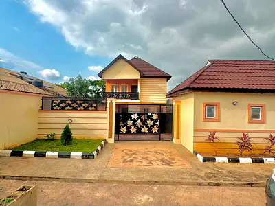 Detached 5-Bedroom Duplex BQ & Laundry Room — Ibadan, Oyo