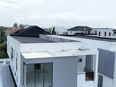 4 Bedroom Fully Detached House with Swimming Pool — Lekki, Lagos
