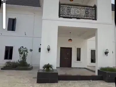 Newly Built 7 Bedroom Detached House with BQ and Indoor Swimming Pool — Admiralty Estate, Asokoro District, Abuja
