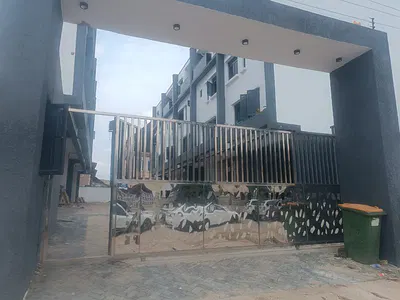 Exquisitely Finished 3 Bedroom Penthouse, with Exclusive Elevator — Osborne Foreshore Estate, Ikoyi, Lagos
