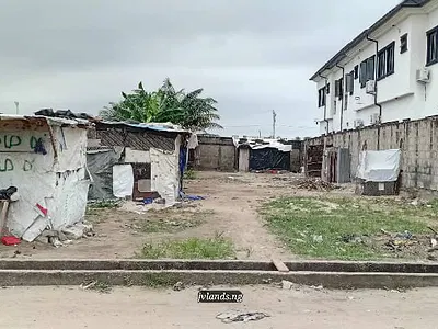 Land Measuring 450 — Lekki, Lagos