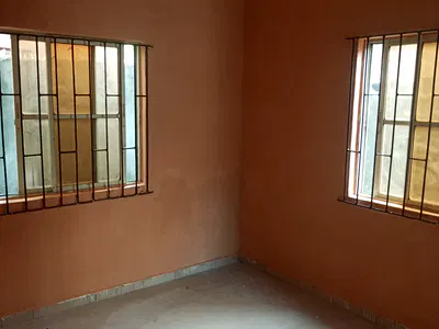 Lovely Mini Flat Close to the Main Road — Ibasha Road Before Bankole, Magboro, Ogun