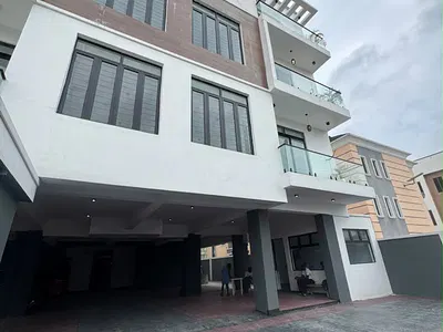 2 Bedroom Apartments with Elevator Gym — Lekki, Lagos