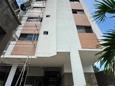Spacious 2-Bedroom Apartment with a BQ and Elevator — Yaba, Lagos