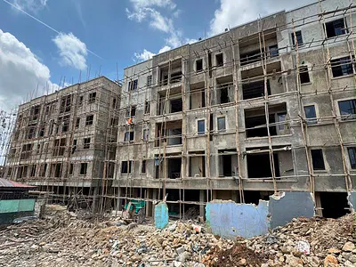 Deluxe 4 Bedroom Maisonette with a BQ & a Garage — Yaba, Lagos