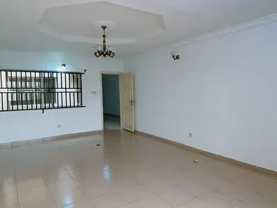 3 Bedroom Flat with En-Suite Bedrooms — Lekki, Lagos