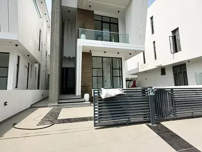 5 Bedroom Fully Detached Duplex in a Flood Free Environment — Osapa, Lekki, Lagos