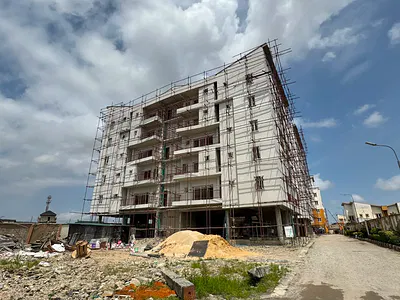 Deluxe 3 Bed Maisonette with a BQ with 24 Hours Power Supply — Yaba, Lagos