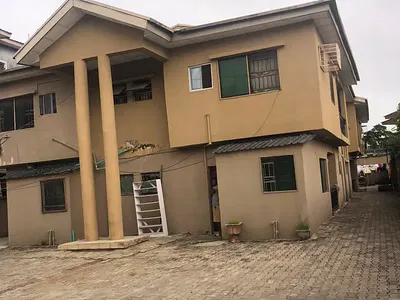 1 Room Self-Contain — Thomas Estate, Ajah, Lagos