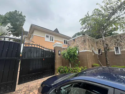 Standard Ensuit 5 Bedroom Luxury Fully Detached House with 2 BQ — Banana Island, Ikoyi, Lagos