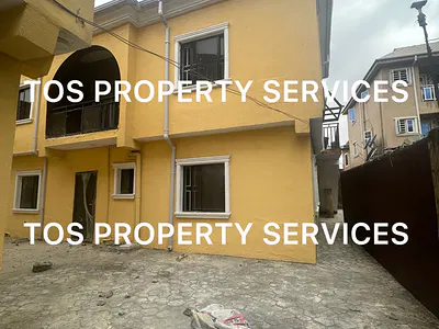 Standard 3 Bedroom Apartment + Balcony (Up) — Yaba, Yaba, Lagos