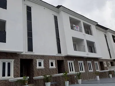 Luxury 5 Bedroom Duplex with BQ — Mabushi, Abuja