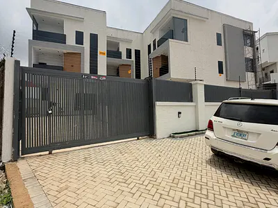 New Listing 4 Bedroom Terrace Duplex with Boys' Quarters — Guzape District, Abuja