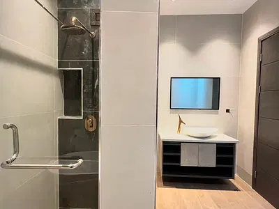Luxury and Modern 2-Bedroom Apartment with Elevator and Rooftop Old I — Ikoyi, Lagos