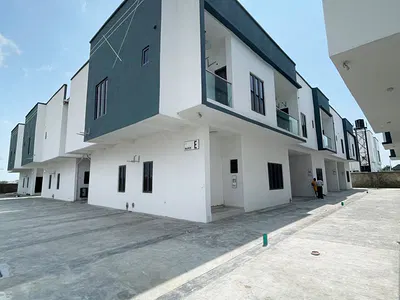 4 Bedroom Terraced Duplex — Lekki, Lagos