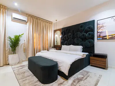 1 Bedroom Luxurious Apartment — Lekki Phase 1, Lekki, Lagos