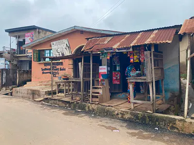 Commercial Bungalow of 8 Rooms with a Shop Facing Tarred Road — Agbowo, Ibadan, Oyo