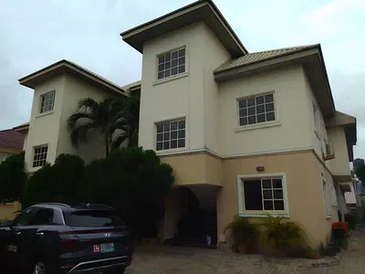 4 Bedroom Penthouse Maisonette with BQ — Lekki, Lagos